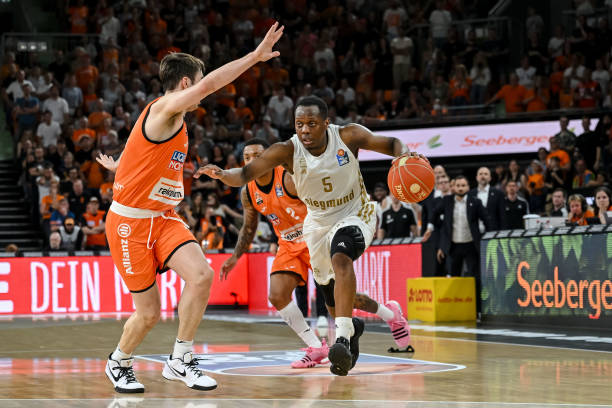 这也是他在 这也是他在