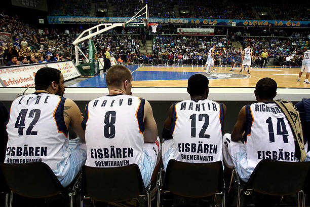 中的表现还 中的表现还