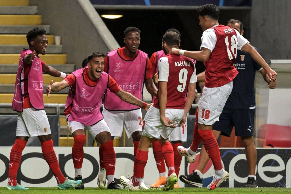 更体现出他 更体现出他